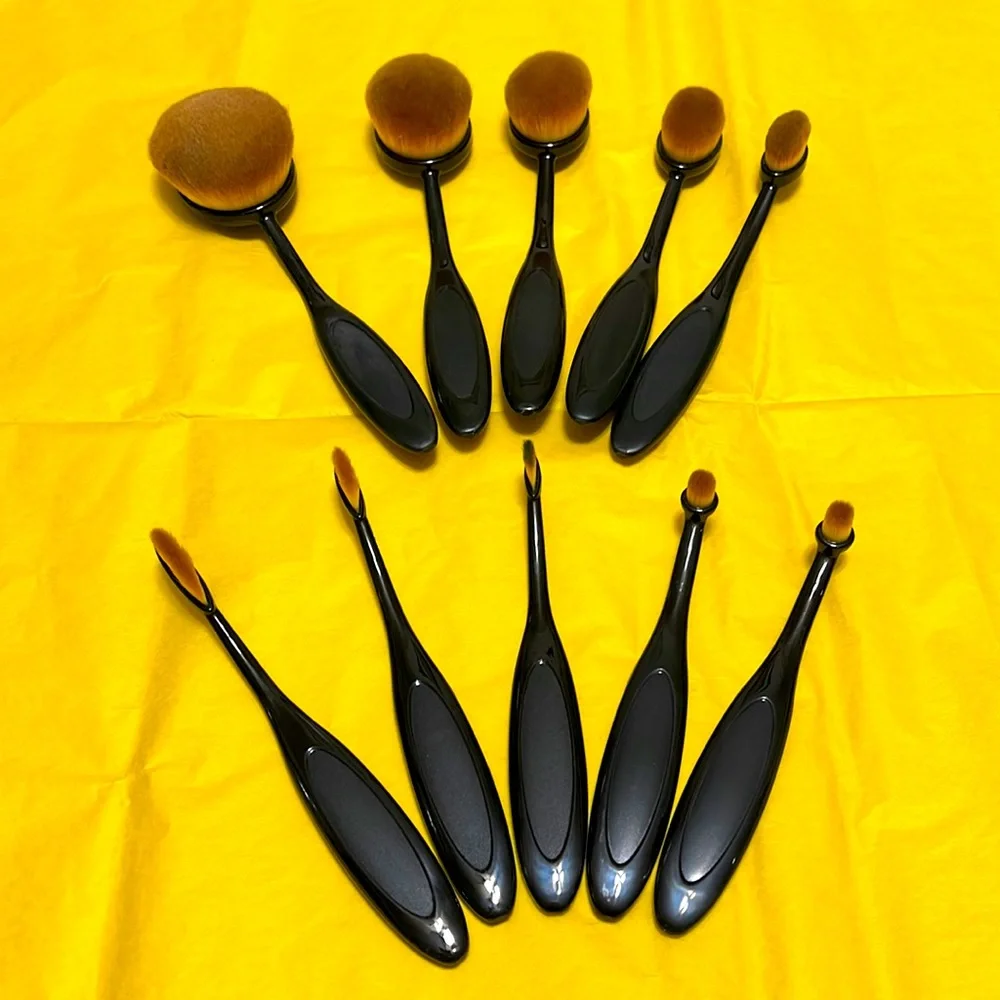 10 PIECE SUPER SOFT SYNTHETIC HAIR MAKEUP BRUSH SET WITH BLACK HANDLES